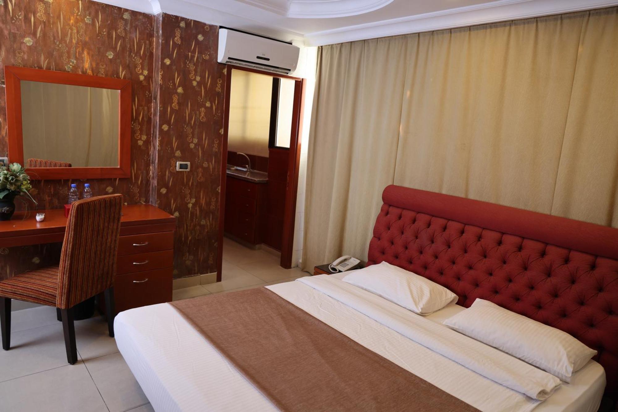 Duroy Hotel By Beverly Beirut Eksteriør bilde