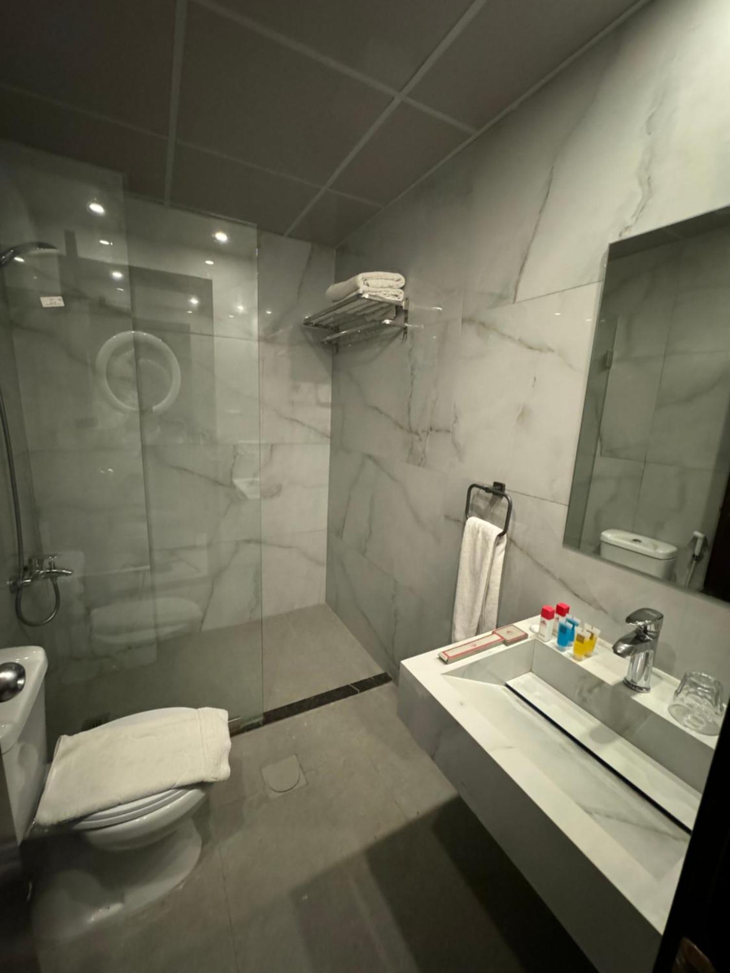 Duroy Hotel By Beverly Beirut Eksteriør bilde
